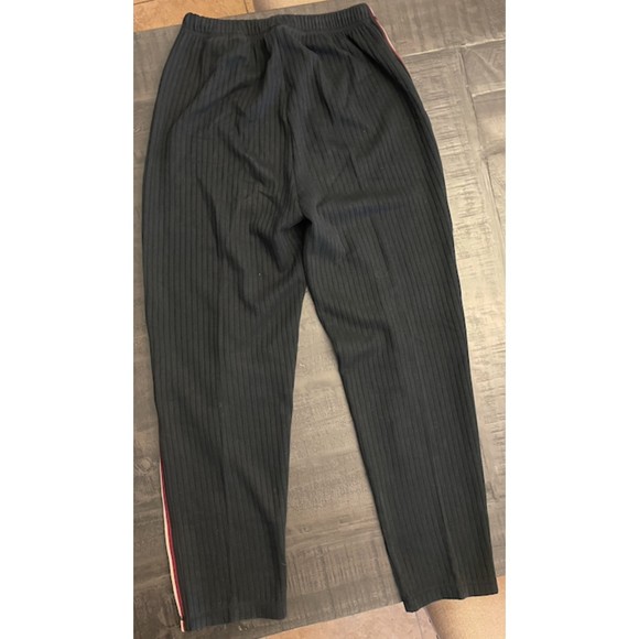 Erika Sport Vintage Two Piece Stripe Trim Set - Sz M - Picture 10 of 11